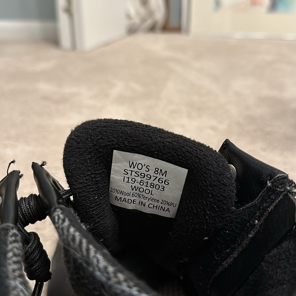 Like new Sperry duck boots in gray herringbone pattern - Picture 4 of 5